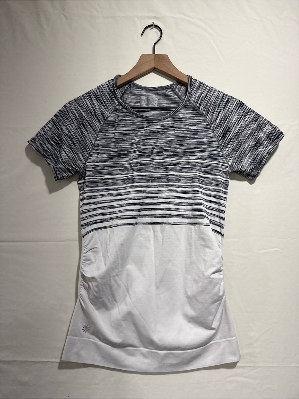Athleta Gray White Space Dye Short Sleeve Running Top Ruched Sides Size S